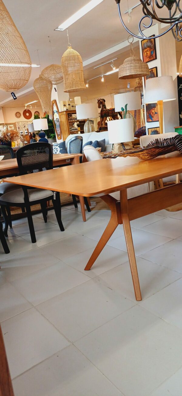 Mesa de Jantar Retangular em Madeira - Coleção Alto Padrão Ref. 6233 - Image 3