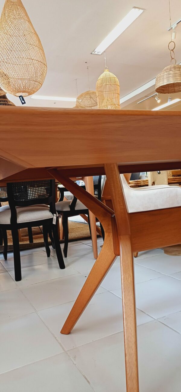 Mesa de Jantar Retangular em Madeira - Coleção Alto Padrão Ref. 6233 - Image 9