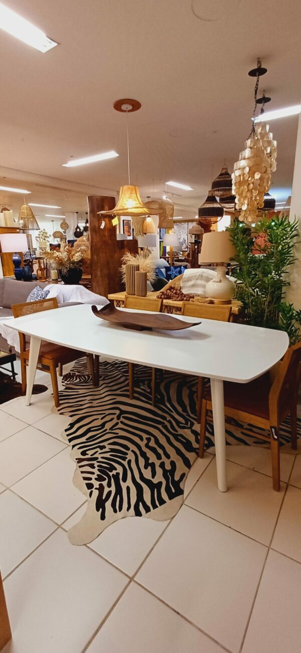 Mesa de Jantar Branca em Madeira - Image 2