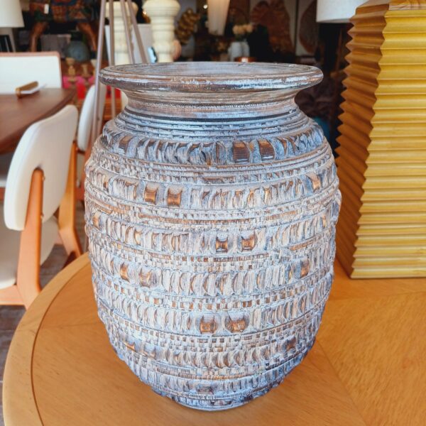 Vaso em Madeira Balinês Texturizado