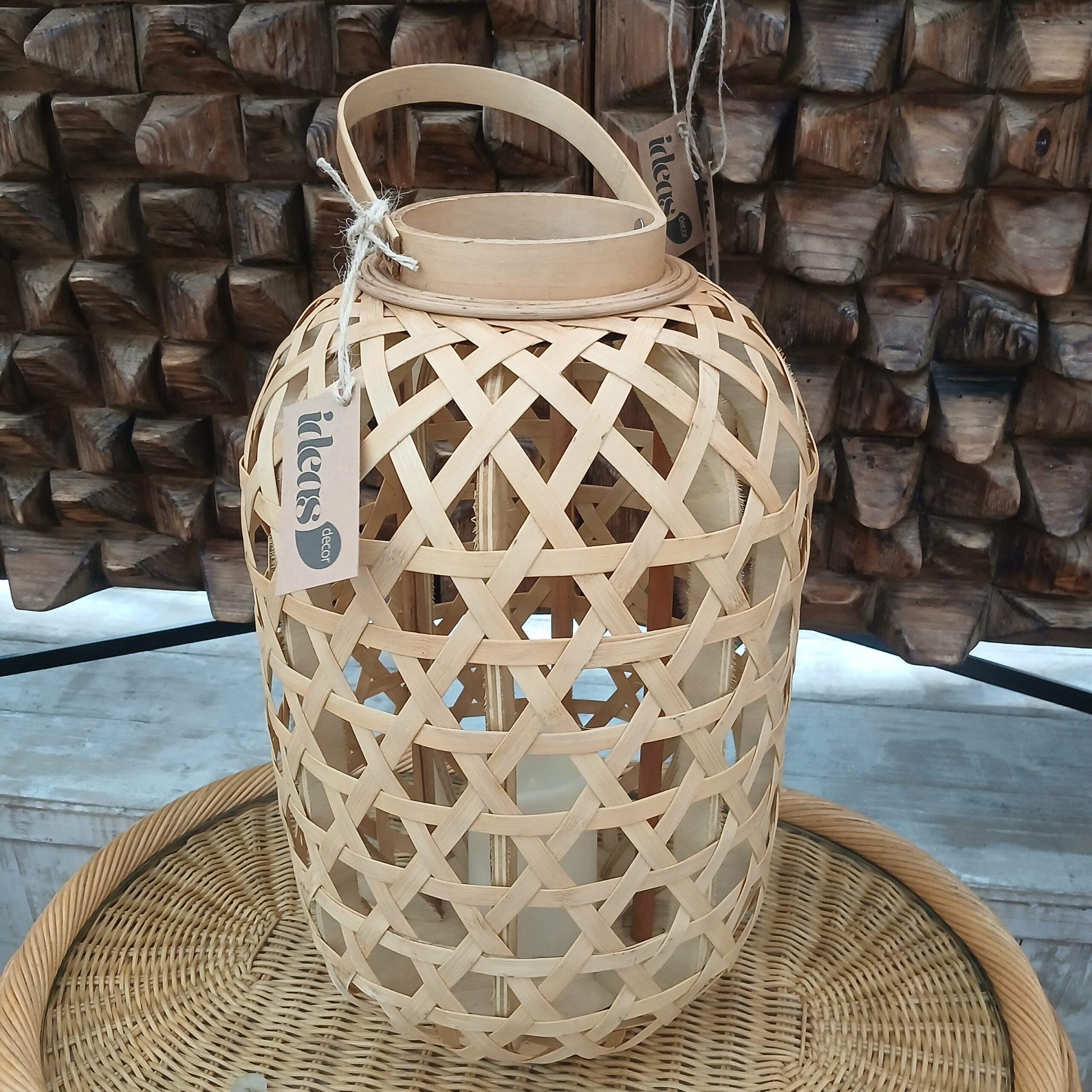 Lanterna em Fibra Natural com Vela de Led - Tamanho G - 046 cm de Altura