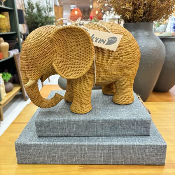 Escultura Decorativa Elefante em Resina