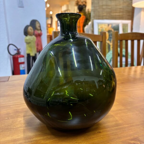 Vaso de Vidro Verde Orgânico