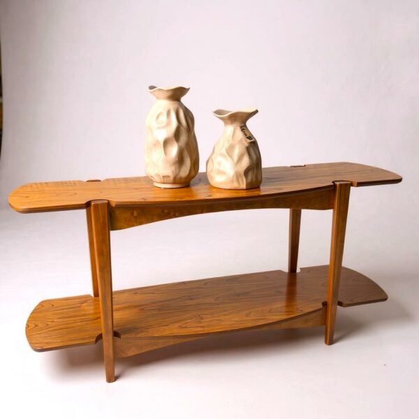 Aparador Contemporâneo em Madeira