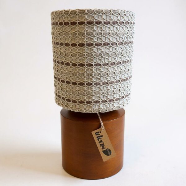 Abajur com Cúpula Artesanal