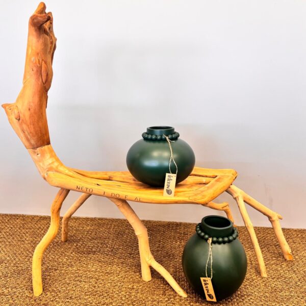 Vaso com Colar em Cerâmica Verde – Tamanho G