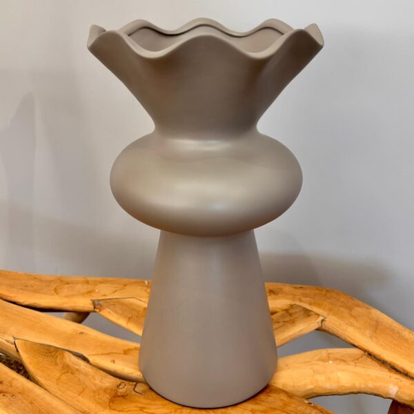 Vaso em Cerâmica Pétala Cinza