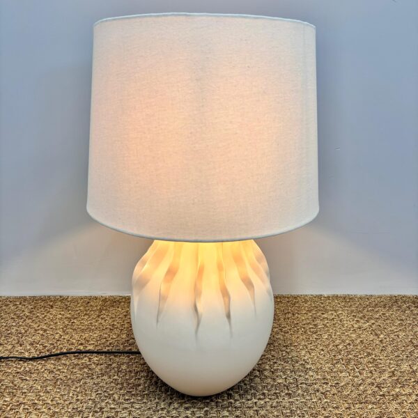 Abajur em Cerâmica Selva Branco Fosco