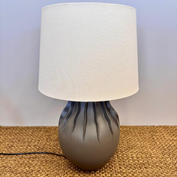 Abajur em Cerâmica Selva Cinza