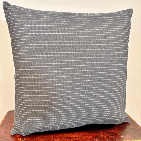 Almofada Listrada Preta 50x50 cm