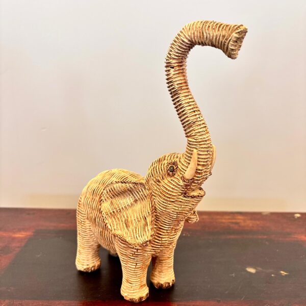 Escultura Elefante em Resina