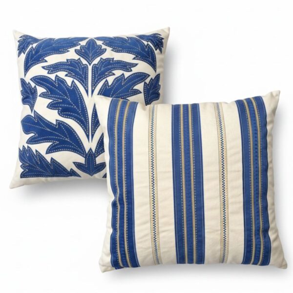 Almofada Folhas Azul em Veludo 52×52 cm – Coleção Alto Padrão