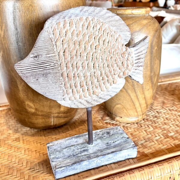 Escultura Peixe em Resina Impotado - 33 cm de Altura