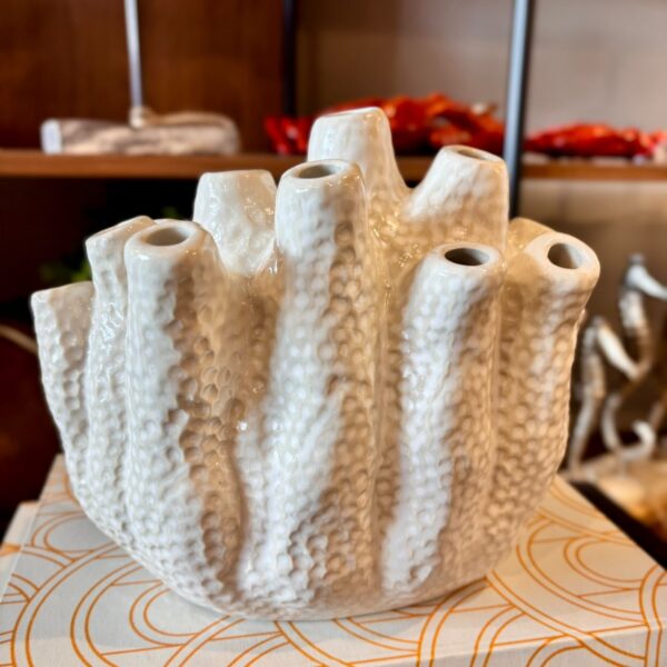 Escultura Coral Branco em Cerâmica| 19 cm de Altura