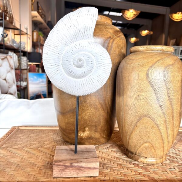 Escultura Coral em Resina - 38 cm de Altura