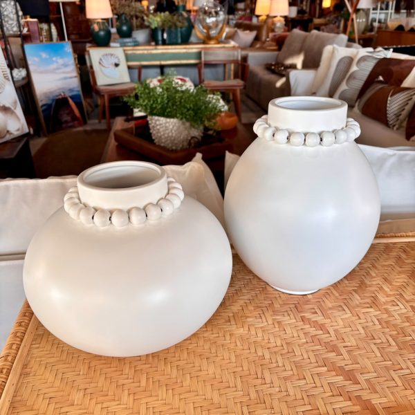 Vaso Off-White em Cerâmica com Colar - Tamanho G